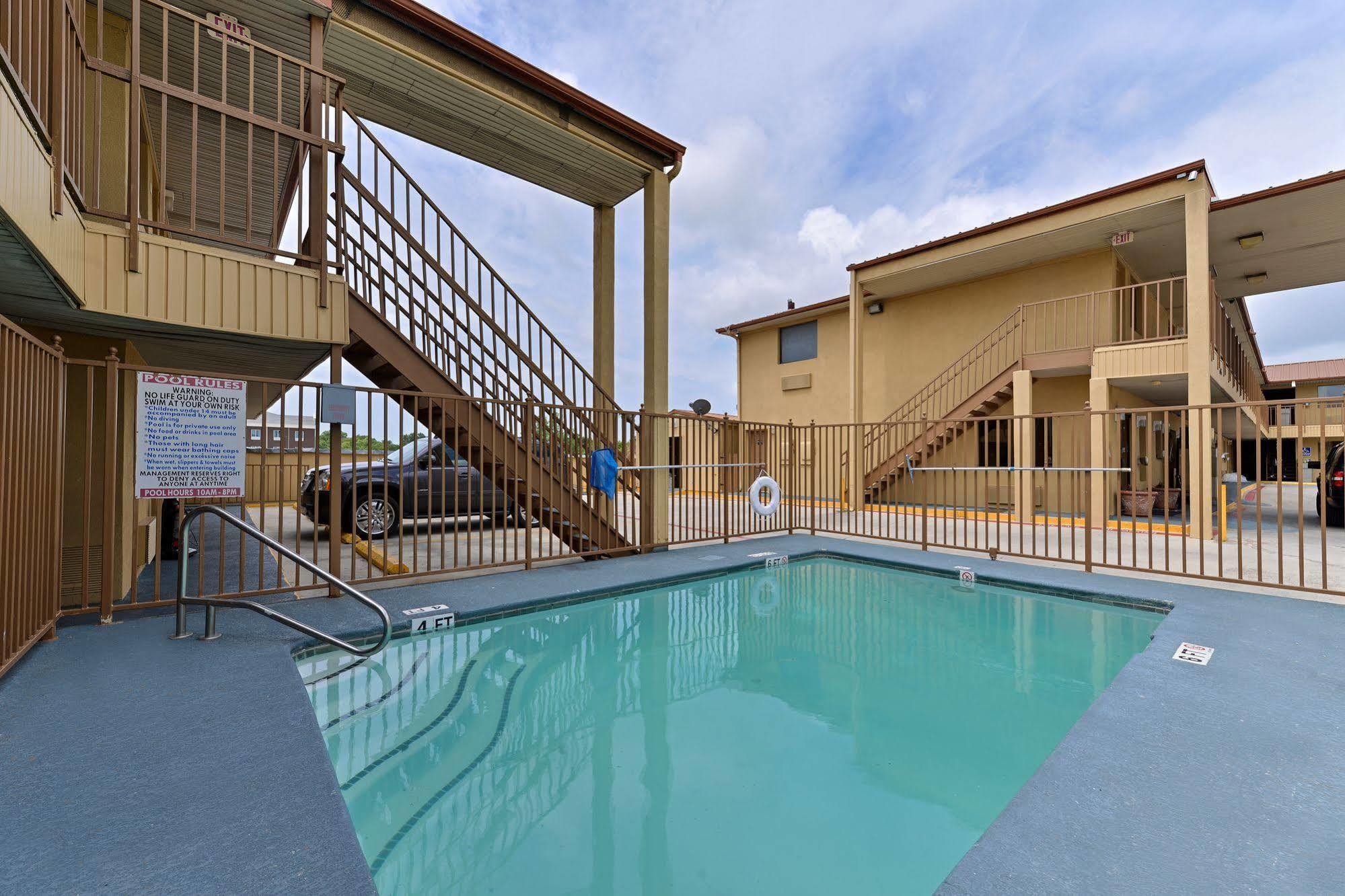 Econo Lodge Killeen Ngoại thất bức ảnh
